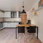 Art Διαμέρισμα