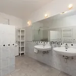 Art Διαμέρισμα *