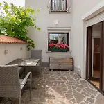 Διαμέρισμα Art *