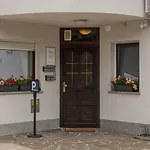 Art Διαμέρισμα Λιουμπλιάνα