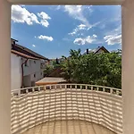 Διαμέρισμα Art *